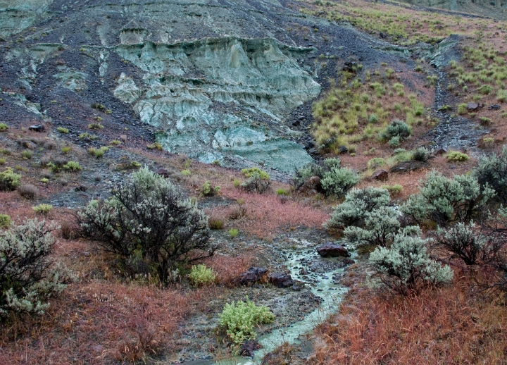 Blue Basin 3087.jpg